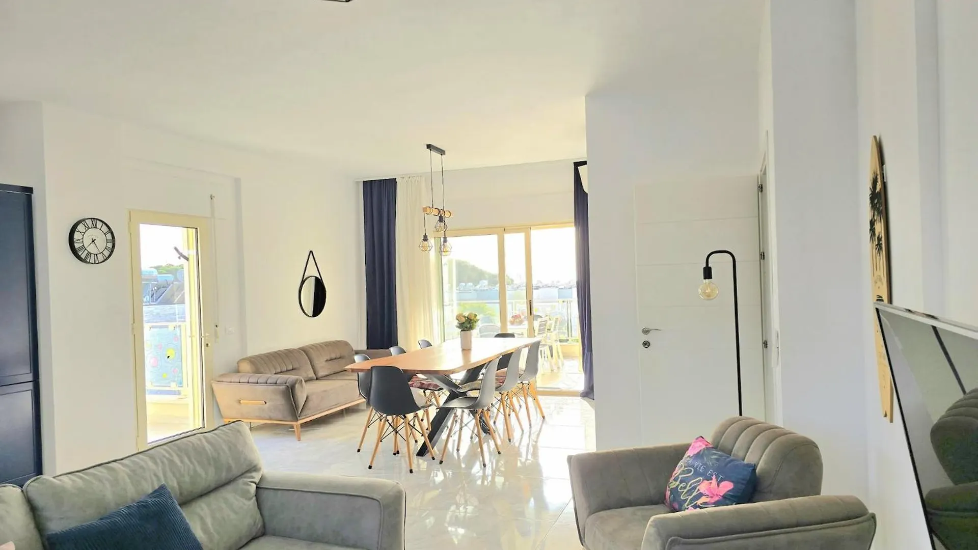 Сasa de vacaciones Comfortable Apartment Near Sea Plazhi San Pietro