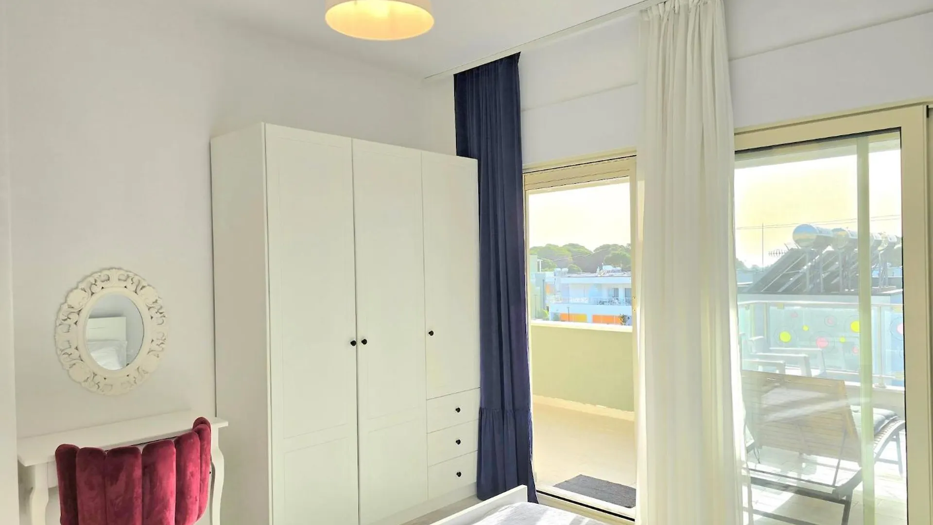 Comfortable Apartment Near Sea Plazhi San Pietro Сasa de vacaciones